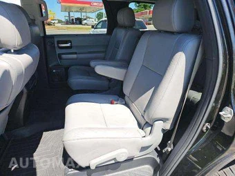 2013 Toyota Sequoia Limited – miniatura 13