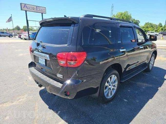2013 Toyota Sequoia Limited – miniatura 3
