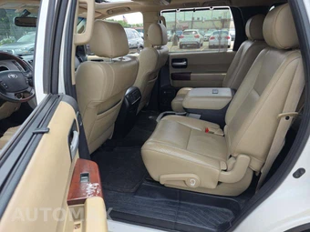 2013 Toyota Sequoia Platinum – miniatura 10