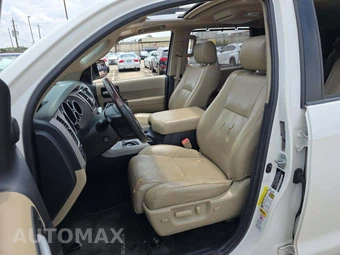 2013 Toyota Sequoia Platinum – miniatura 3
