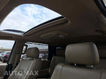 2013 Toyota Sequoia Platinum – miniatura 8