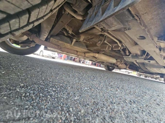 2013 Toyota Sienna L 7-Passenger 119.3" WB – miniatura 18