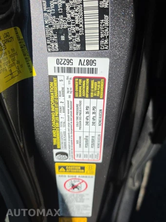 2013 Toyota Sienna LE 7-Passenger 119.3" WB - miniatura 7