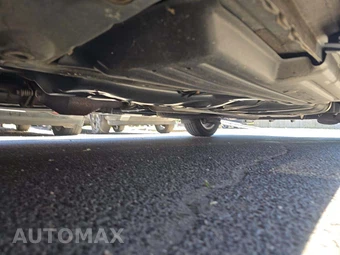 2013 Toyota Sienna LE 8-Passenger 119.3" WB - miniatura 7