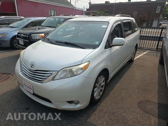2013 Toyota Sienna Limited 7-Passenger 119.3" WB