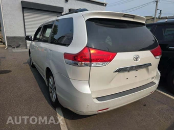 2013 Toyota Sienna Limited 7-Passenger 119.3" WB - miniatura 2