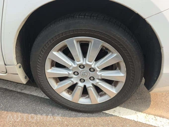 2013 Toyota Sienna Limited 7-Passenger 119.3" WB - miniatura 28