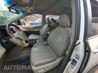 2013 Toyota Sienna Limited 7-Passenger 119.3" WB - miniatura 6