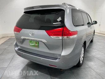 2013 Toyota Sienna Limited 7-Passenger 119.3" WB - miniatura 10