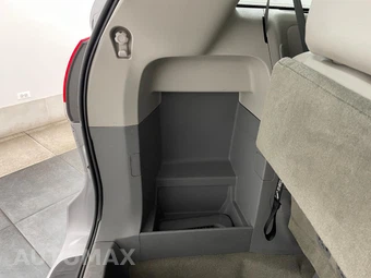 2013 Toyota Sienna Limited 7-Passenger 119.3" WB - miniatura 15