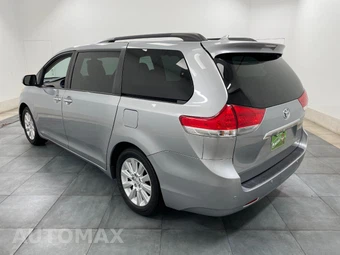 2013 Toyota Sienna Limited 7-Passenger 119.3" WB - miniatura 18