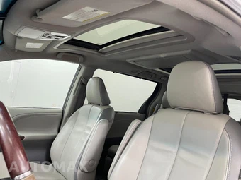 2013 Toyota Sienna Limited 7-Passenger 119.3" WB - miniatura 27