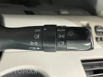 2013 Toyota Sienna Limited 7-Passenger 119.3" WB - miniatura 31