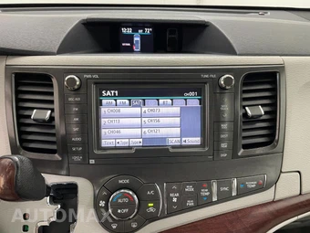 2013 Toyota Sienna Limited 7-Passenger 119.3" WB - miniatura 49