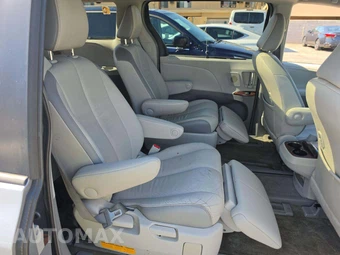 2013 Toyota Sienna Limited 7-Passenger 119.3" WB - miniatura 14