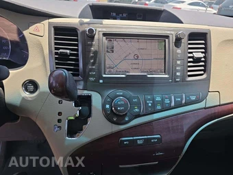 2013 Toyota Sienna Limited 7-Passenger 119.3" WB - miniatura 7