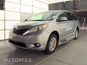 2013 Toyota Sienna Mobility XLE 7-Passenger 119.3" WB
