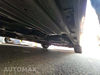 2013 Toyota Sienna XLE 8-Passenger 119.3" WB - miniatura 7