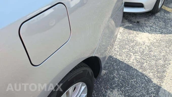 2013 Toyota Sienna XLE 8-Passenger 119.3" WB - miniatura 27