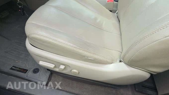 2013 Toyota Sienna XLE 8-Passenger 119.3" WB - miniatura 19
