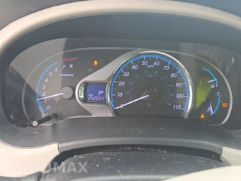 2013 Toyota Sienna XLE 8-Passenger 119.3" WB - miniatura 12