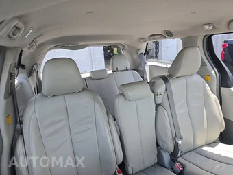 2013 Toyota Sienna XLE 8-Passenger 119.3" WB - miniatura 14