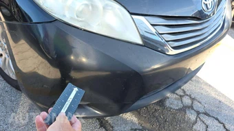 2013 Toyota Sienna XLE 8-Passenger 119.3" WB - miniatura 32