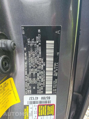 2013 Toyota Sienna XLE 8-Passenger 119.3" WB - miniatura 5