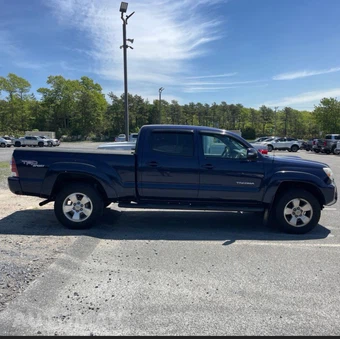 2013 Toyota Tacoma Crew Cab Medium Bed - miniatura 8