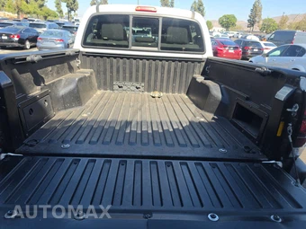 2013 Toyota Tacoma Crew Cab Medium Bed - miniatura 16
