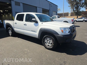 2013 Toyota Tacoma Crew Cab Medium Bed - miniatura 3