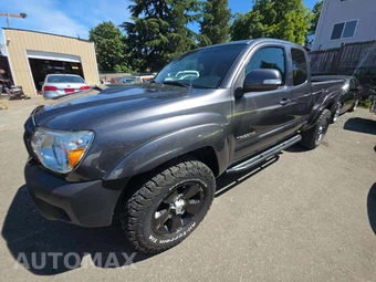 2013 Toyota Tacoma Extended Cab Medium Bed w/Rear Doors