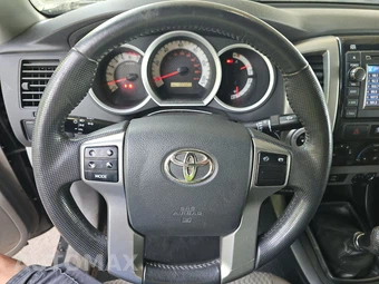2013 Toyota Tacoma Extended Cab Medium Bed w/Rear Doors - miniatura 10