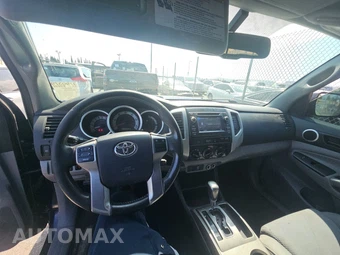 2013 Toyota Tacoma PreRunner Crew Cab Medium Bed - miniatura 11