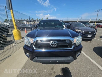 2013 Toyota Tacoma PreRunner Crew Cab Medium Bed - miniatura 2