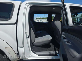 2013 Toyota Tacoma PreRunner Crew Cab Medium Bed - miniatura 16