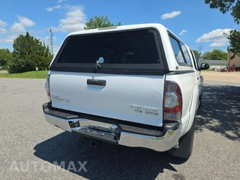 2013 Toyota Tacoma PreRunner Crew Cab Medium Bed - miniatura 3