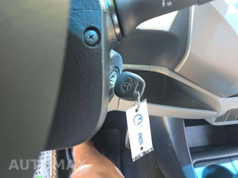2013 Toyota Tacoma PreRunner Crew Cab Medium Bed - miniatura 8