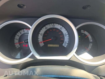 2013 Toyota Tacoma PreRunner Crew Cab Medium Bed - miniatura 9