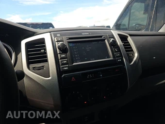 2013 Toyota Tacoma PreRunner Crew Cab Medium Bed – miniatura 11