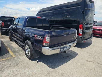 2013 Toyota Tacoma PreRunner Crew Cab Medium Bed – miniatura 6