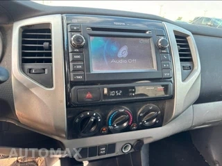 2013 Toyota Tacoma PreRunner Crew Cab Medium Bed - miniatura 12