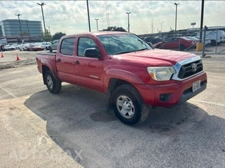 2013 Toyota Tacoma PreRunner Crew Cab Medium Bed - miniatura 3