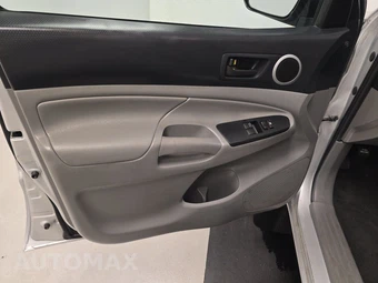 2013 Toyota Tacoma PreRunner Extended Cab Medium Bed w/Rear Doors - miniatura 9