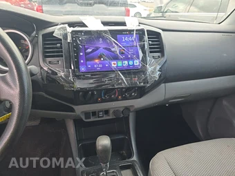 2013 Toyota Tacoma PreRunner Extended Cab Medium Bed w/Rear Doors – miniatura 11