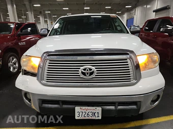 2013 Toyota Tundra Platinum Crew Cab Short Bed - miniatura 2