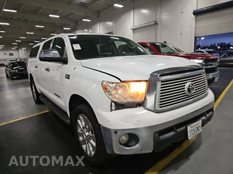 2013 Toyota Tundra Platinum Crew Cab Short Bed - miniatura 3
