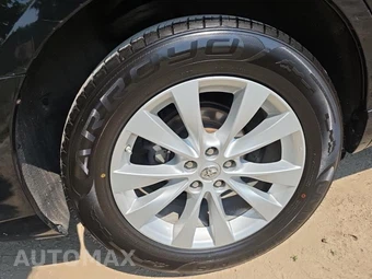 2013 Toyota Venza LE – miniatura 10