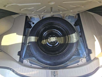 2013 Toyota Venza LE – miniatura 28