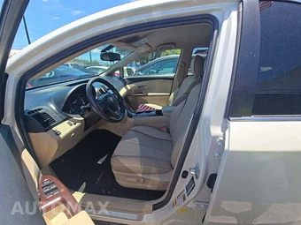 2013 Toyota Venza LE – miniatura 6